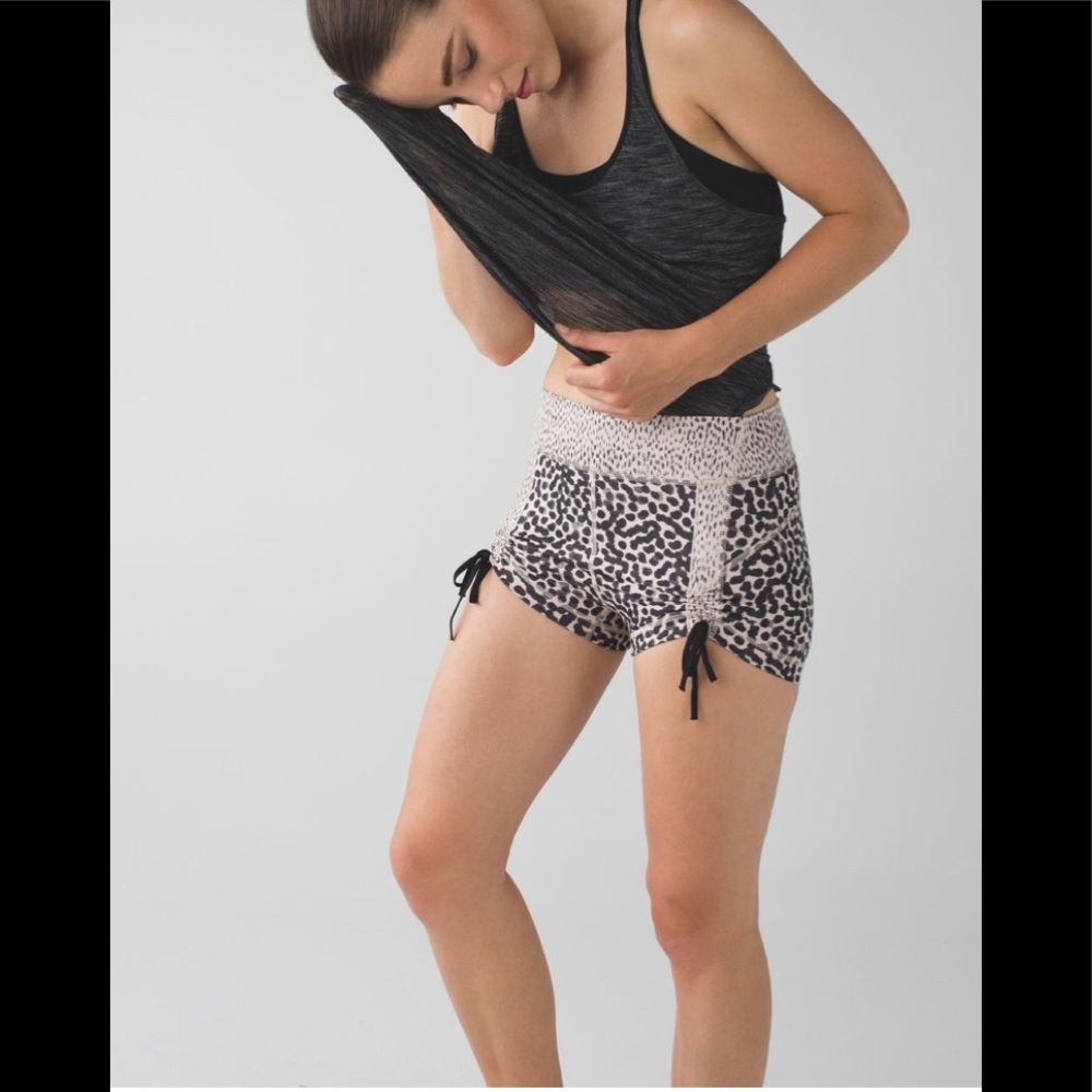 ⭐️Host Pick Lululemon Liberty Short